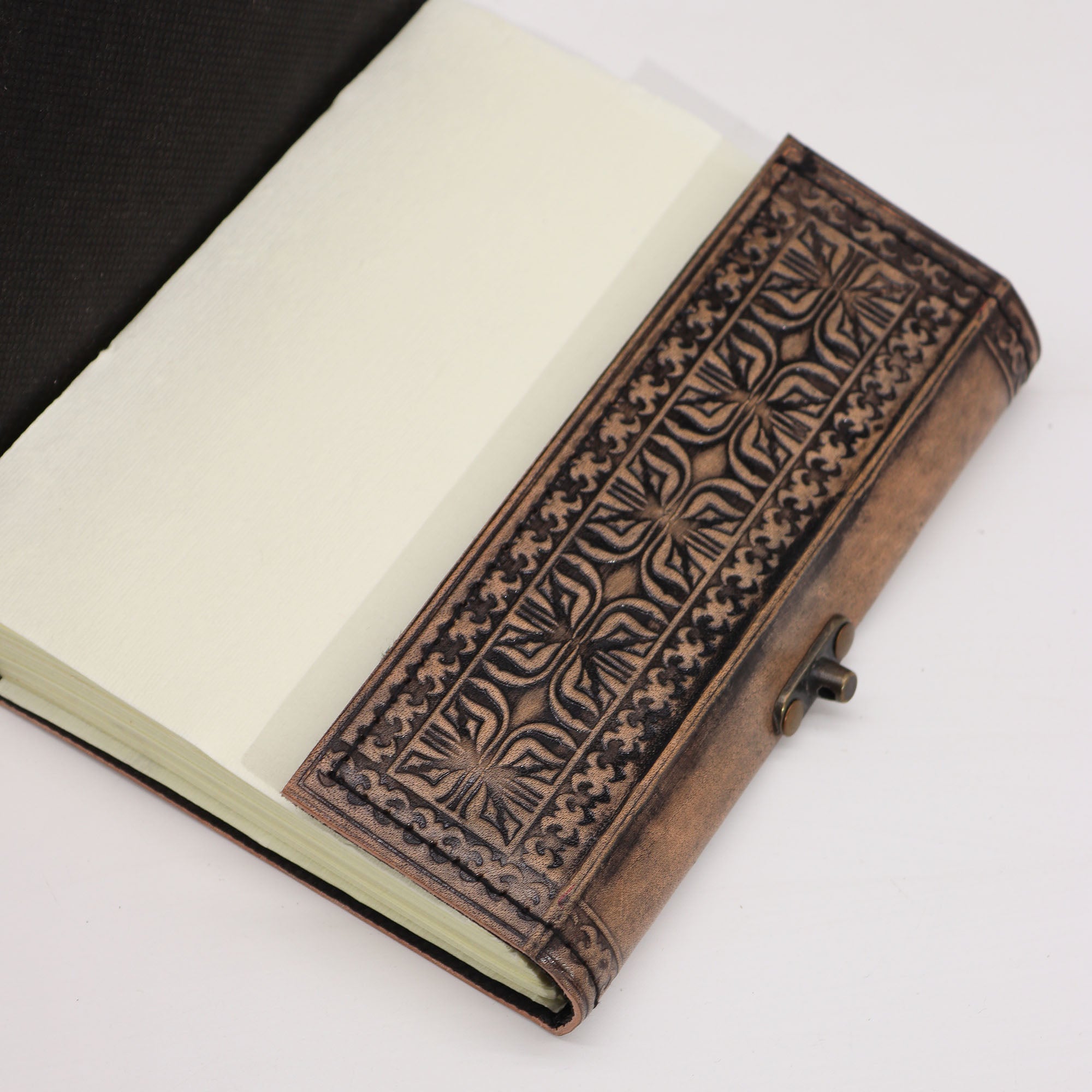 DIARIO IN PELLE VINTAGE - Mano di Fatima