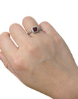 Anello con Granato rosso in argento 925 - Regolabile