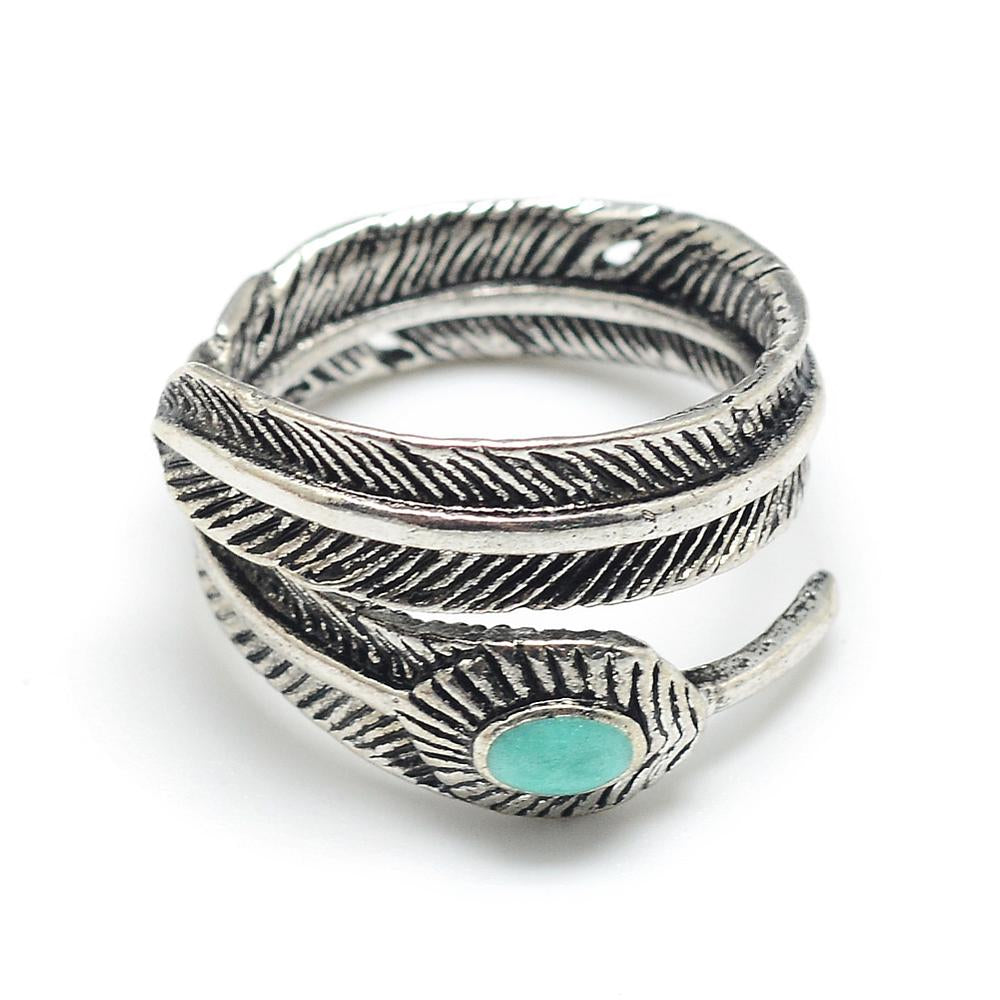 Vintage style leaf ring - adjustable