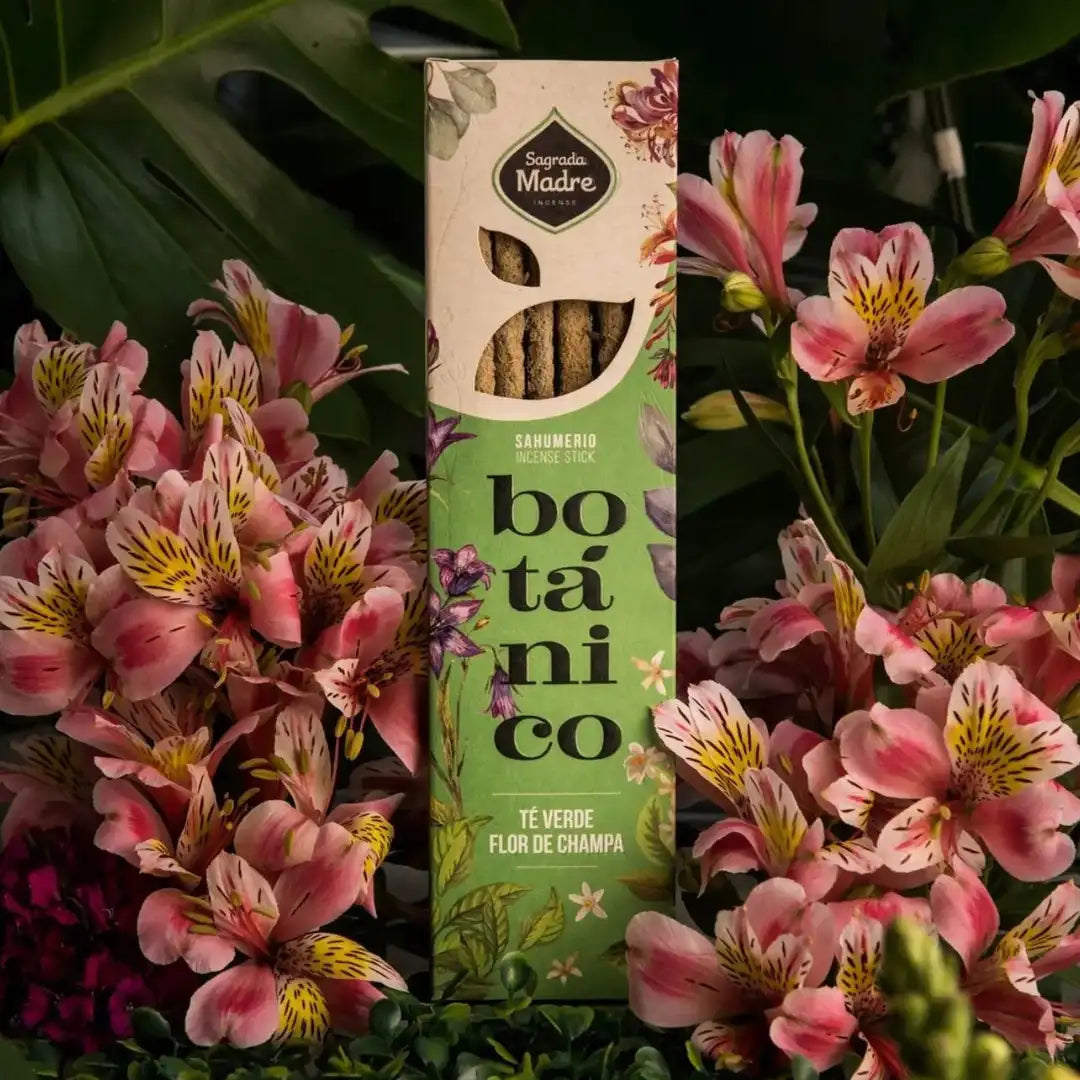 Sagrada Madre Linea Botanico Incenso in bastoncini fiorito - Tè verde e Fiori di Champa