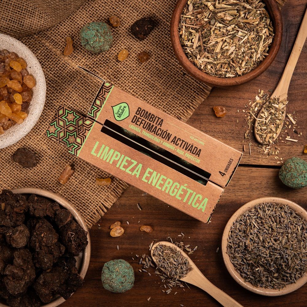 Sagrada Madre Bombbita Energy Limpieza Smudge of Handcrafted Natural Herbs - Energy cleaning pack of 4 bombing