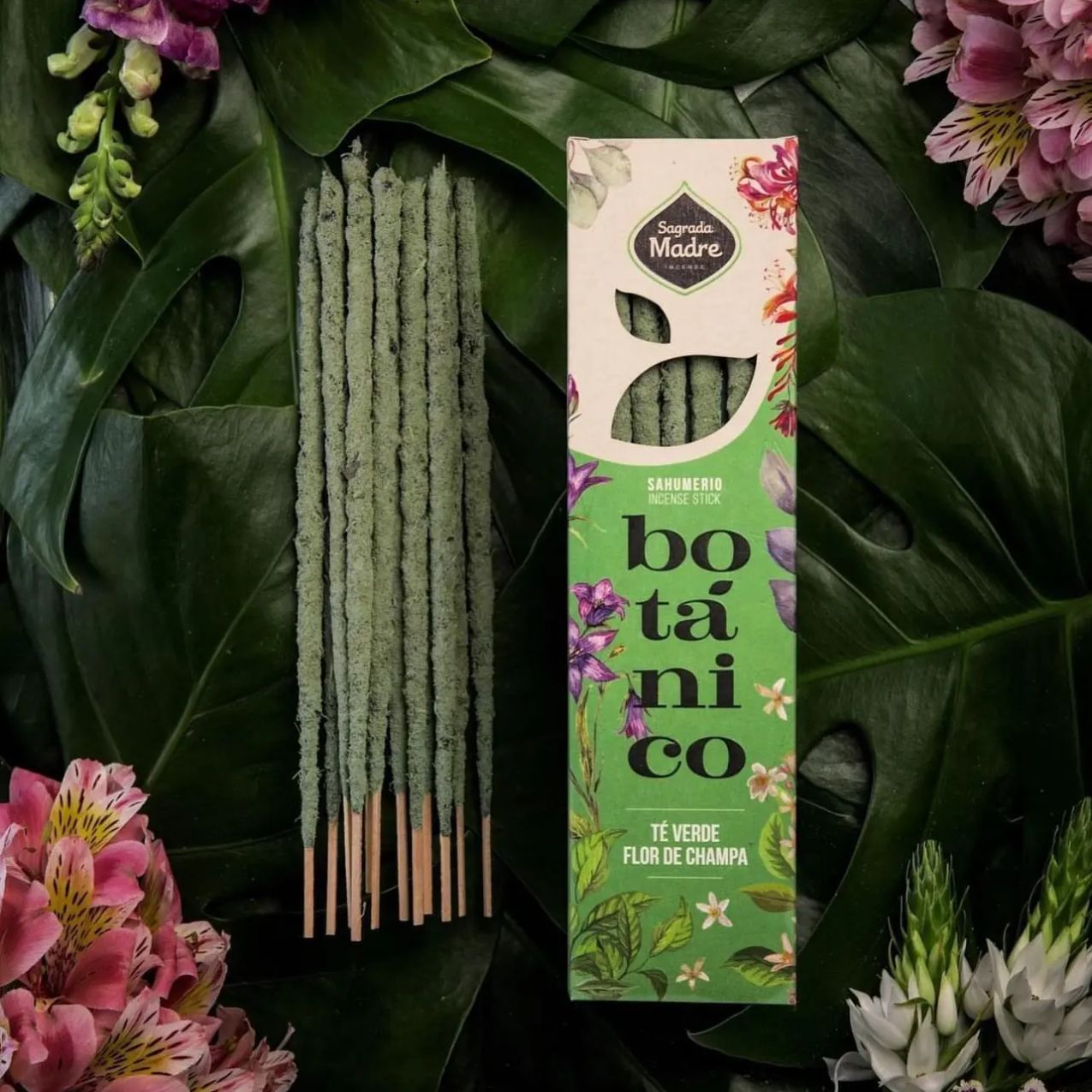 Sagrada Madre Linea Botanico Incenso in bastoncini fiorito - Tè verde e Fiori di Champa