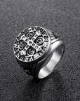 Anello Croce di San Benedetto in acciaio inox 304 Free nichel - Diverse misure