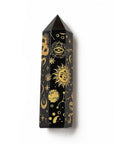 Torre in Ossidiana Naturale con Prisma Esagonale – Decorazione Serpente, Sole e Luna Oro - Clorophilla Shop