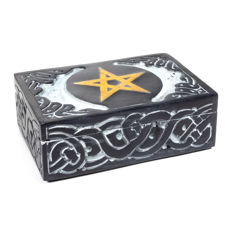 Tarot box in soapstone with pentacle - hand inner