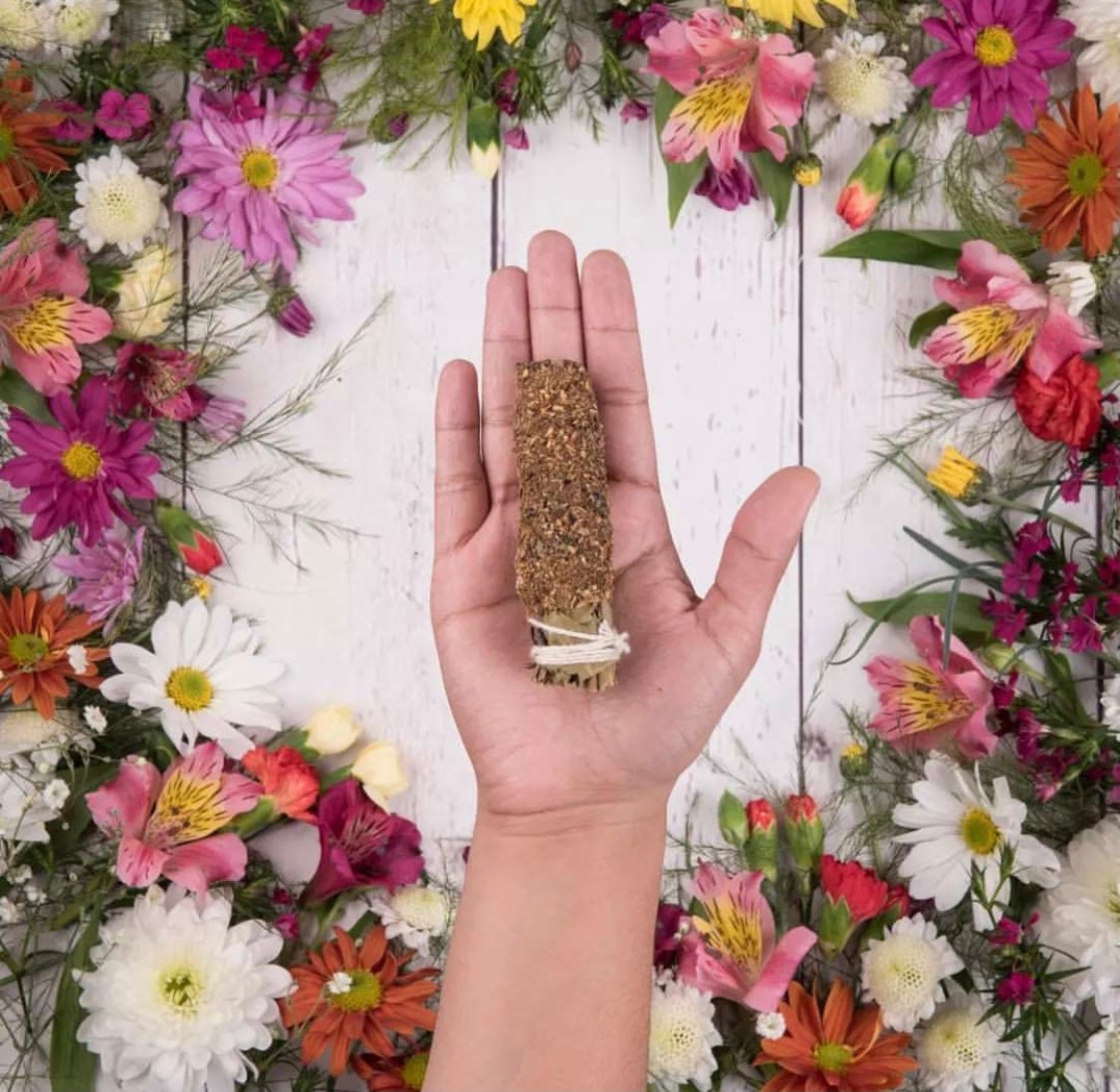 Sagrada Madre Smudge of crafts - sage, myrrh and holy pole