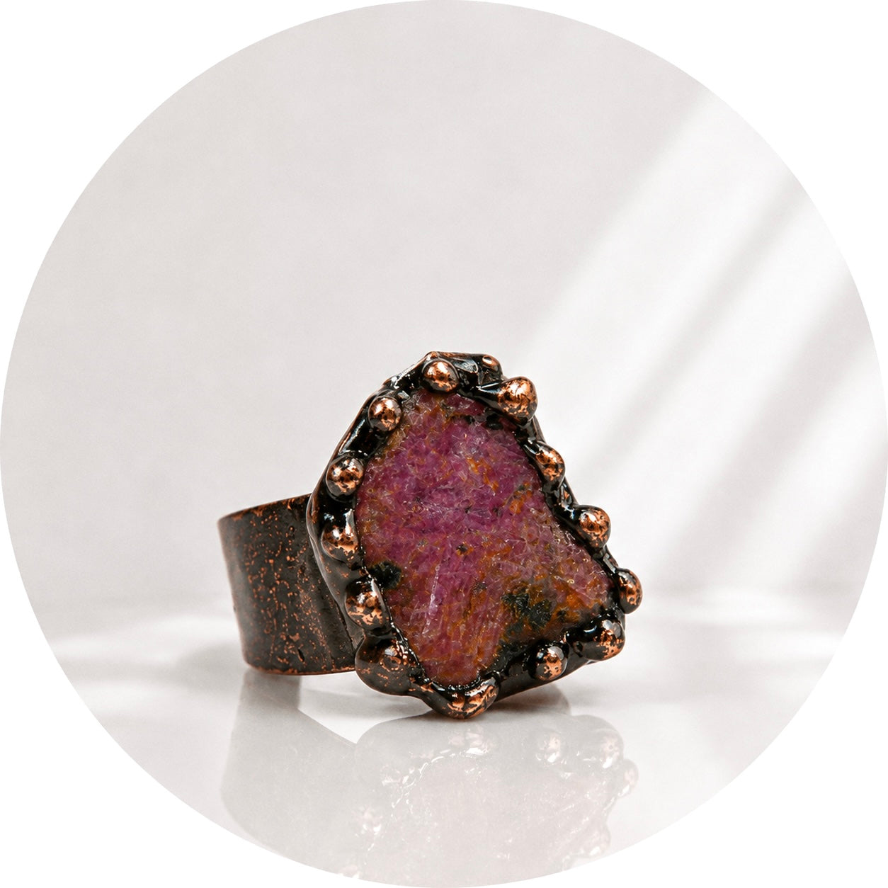 ANELLO CON RUBINO - Vitalità, passione e forza interiore