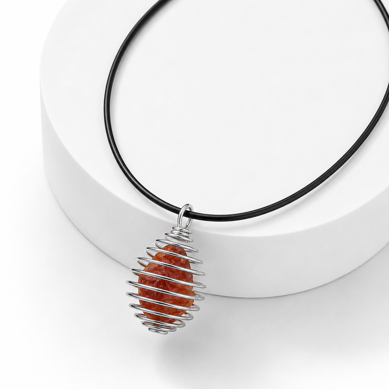 COLLANA GABBIETTA CON CORNIOLA - Coraggio e decisione