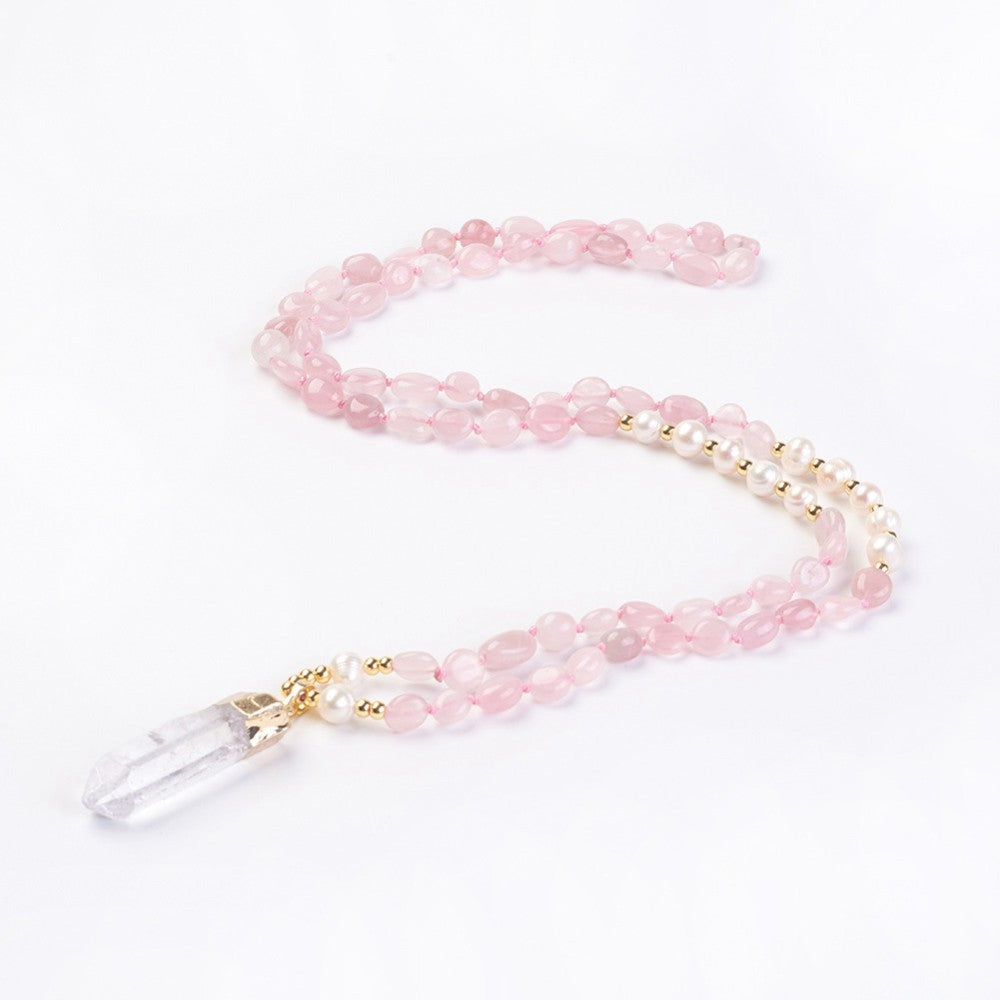 Collana in Quarzo Rosa con Punta in Cristallo di Rocca – Amore e Armonia