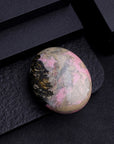 PALMSTONE RODONITE Naturale - protettiva e armonizzante
