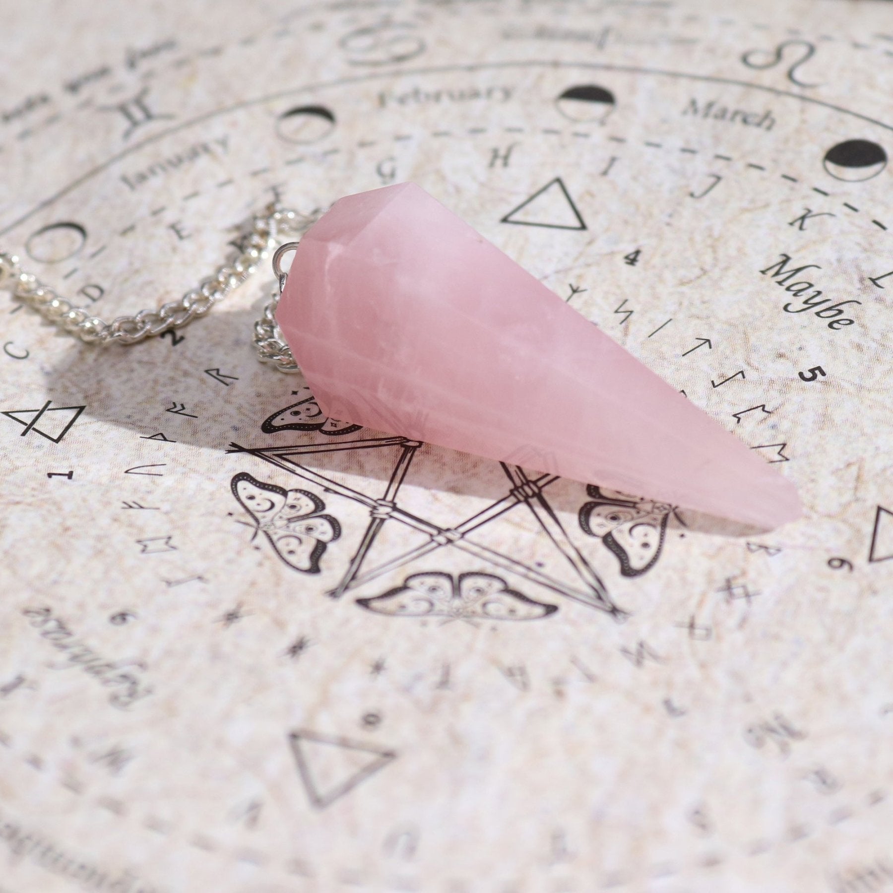 ANCIENT WITCH SPELL – Incenso Rituale dell'Amore con Pendolo in Quarzo rosa - Clorophilla Shop