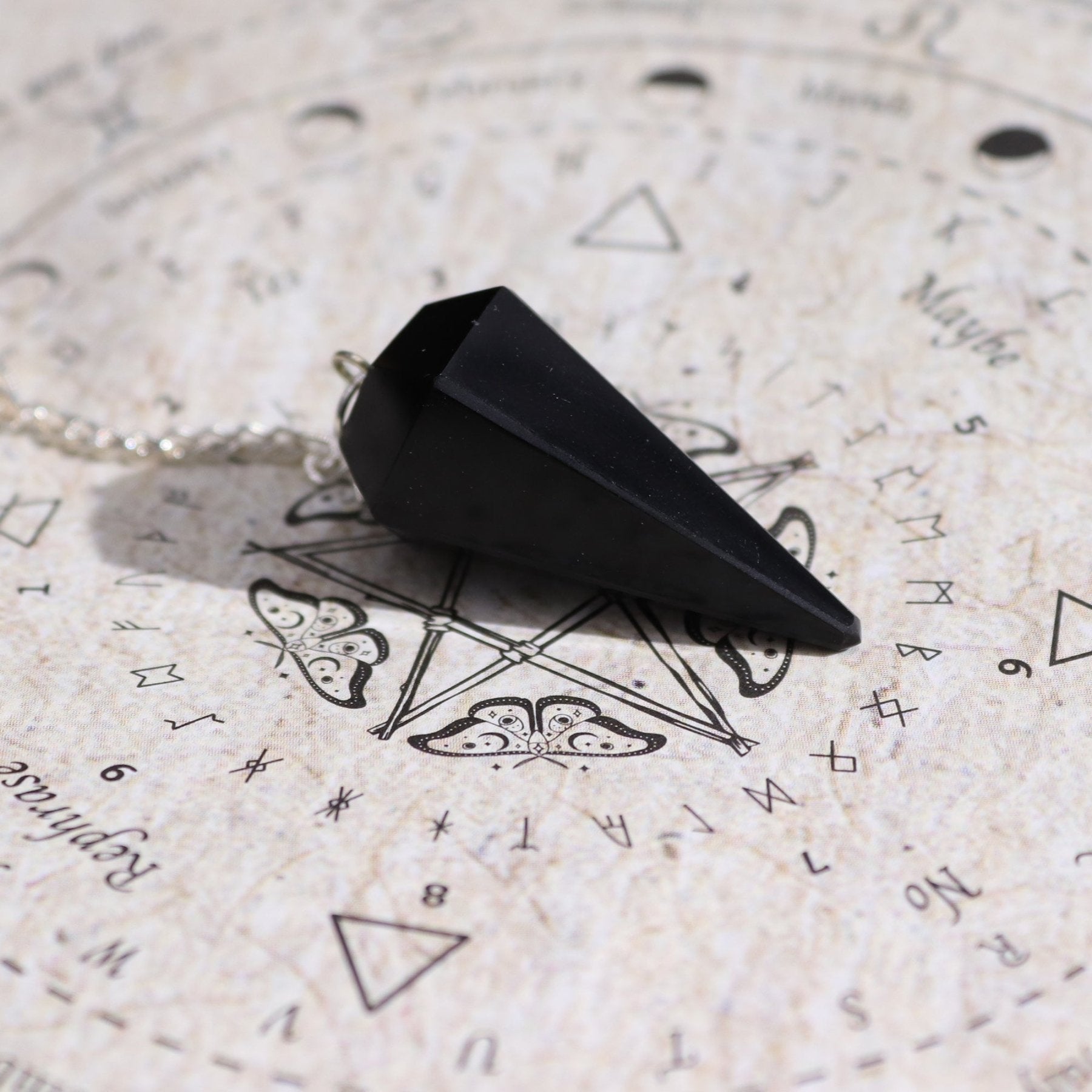 ANCIENT WITCH SPELL – Incenso Rituale per il Successo con Pendolo in Ossidiana nera - Clorophilla Shop