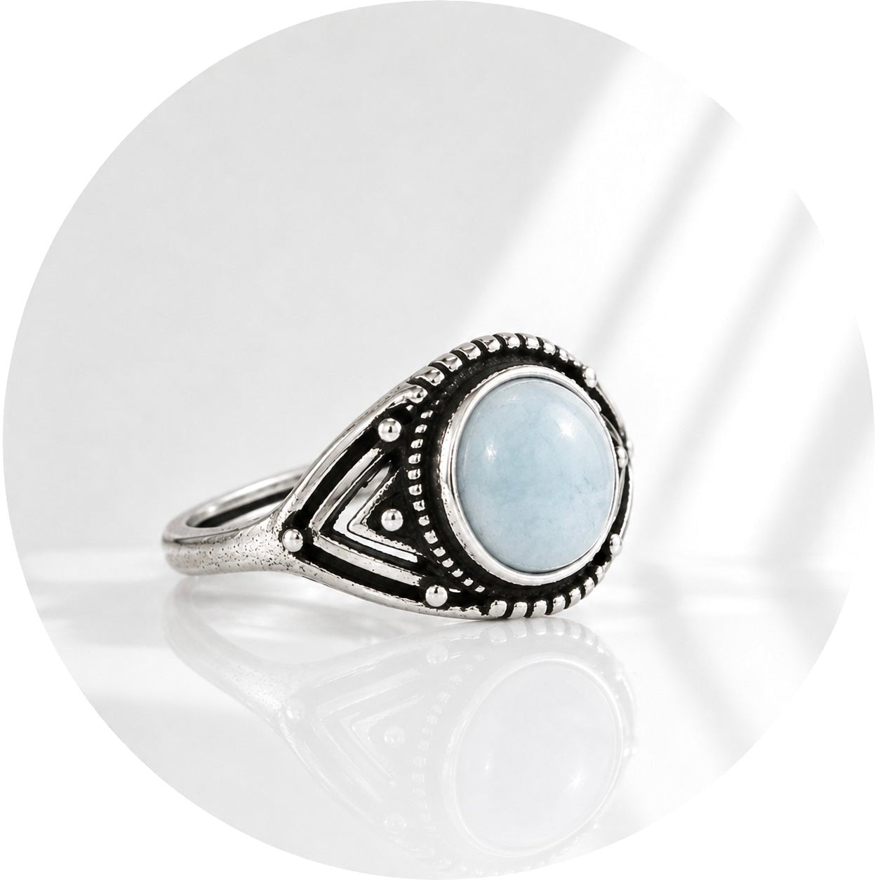 ANELLO BOHO CON ACQUAMARINA – Calma, comunicazione e serenità - Clorophilla Shop