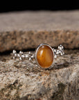 ANELLO FLOREALE CON OCCHIO DI TIGRE IN ARGENTO 925 - Forza e determinazione - Clorophilla Shop