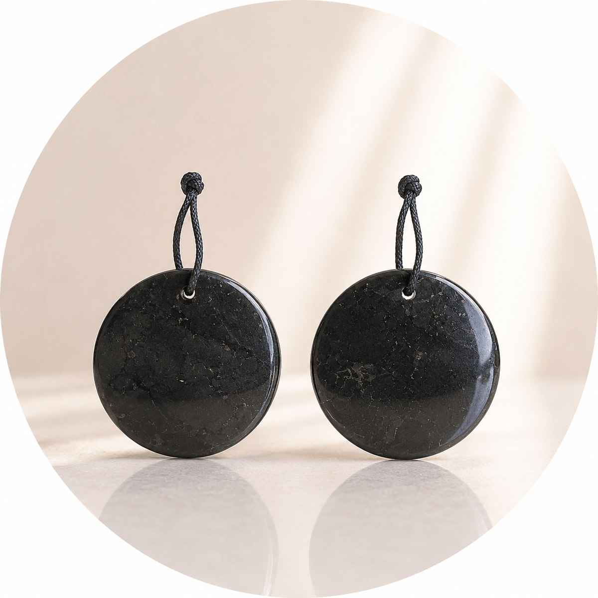CIONDOLO CERCHIO IN SHUNGITE - Protezione, radicamento e purificazione - Clorophilla Shop
