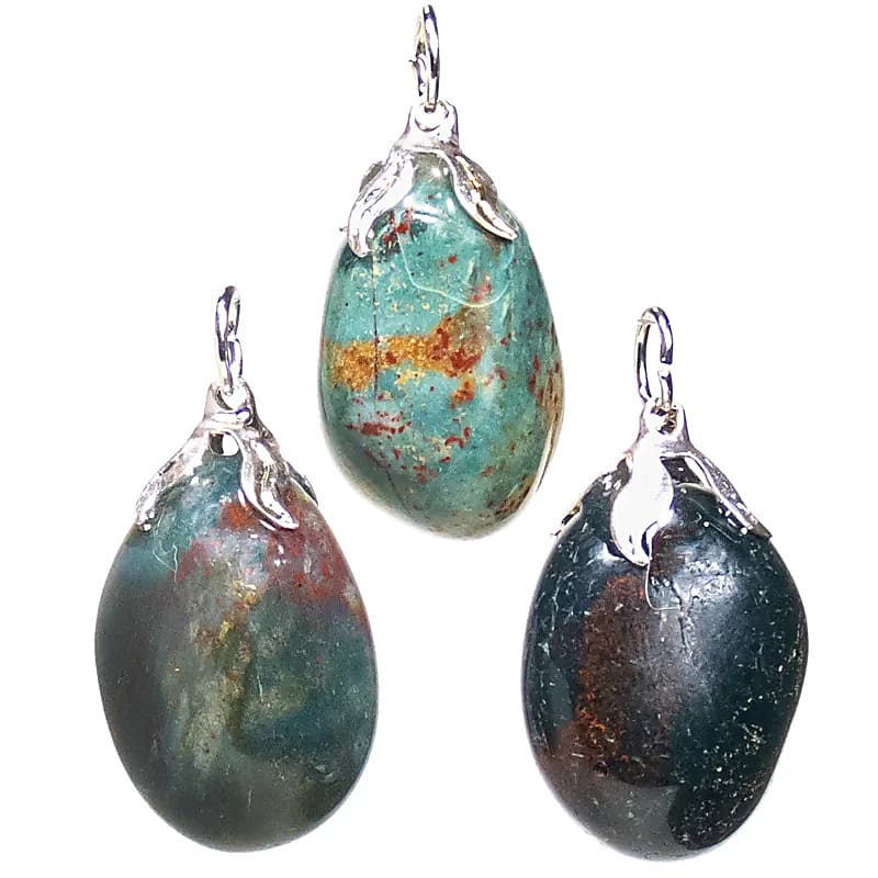 CIONDOLO IN ELIOTROPIO (BLOODSTONE) FOGLIA ARGENTO - Forza, coraggio e vitalità - Clorophilla Shop
