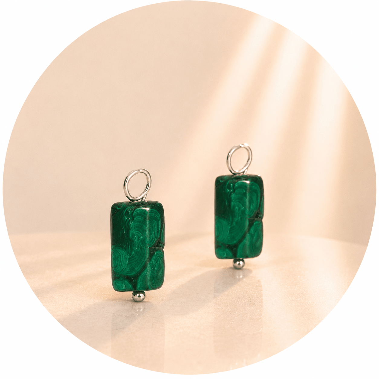 CIONDOLO IN MALACHITE GREZZA SEMILAVORATA - Trasformazione, protezione e crescita personale - Clorophilla Shop