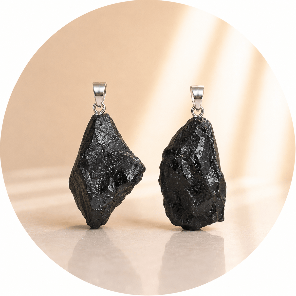 CIONDOLO IN SHUNGITE GREZZA - Protezione, radicamento e purificazione - Clorophilla Shop
