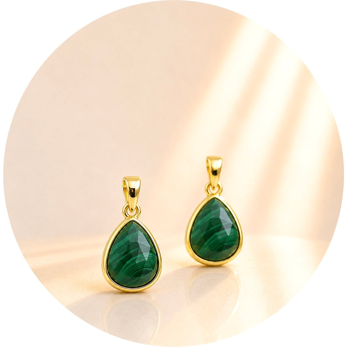 CIONDOLO LACRIMA IN MALACHITE - Trasformazione, protezione e crescita personale - Clorophilla Shop