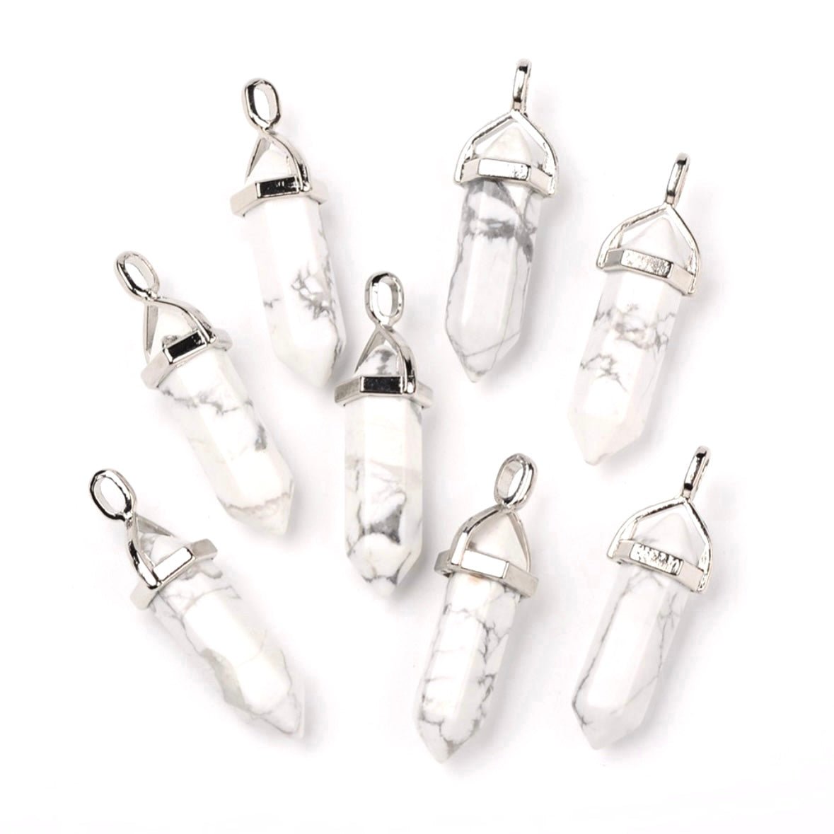 CIONDOLO PRISMA IN HOWLITE - Calma, pazienza e rilassamento - Clorophilla Shop