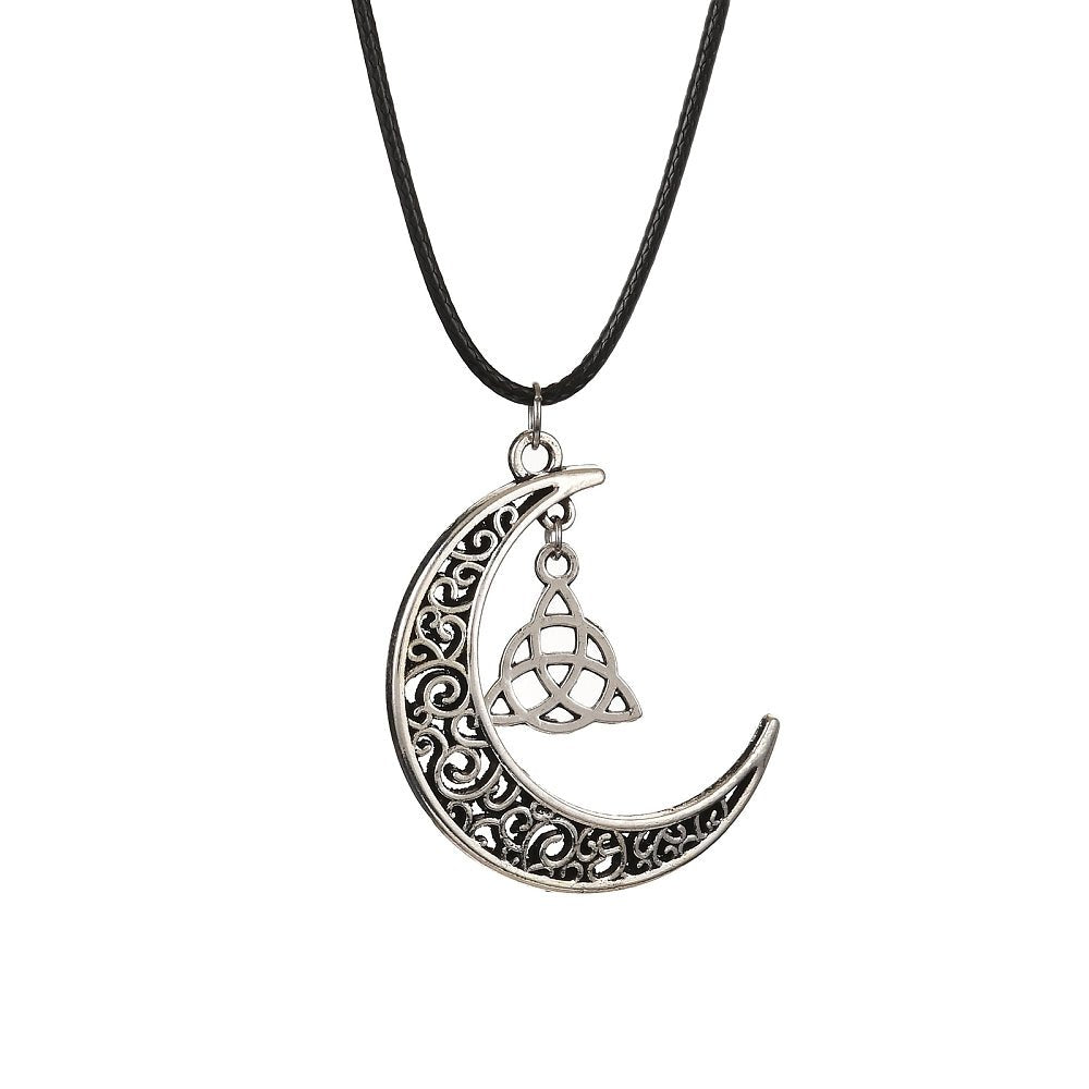 Collana Luna e Triskele - cordino nero 45cm - Clorophilla Shop