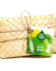 Holy Lama Travel Boon set regalo cosmetici ayurvedici - Custodia realizzata a mano con foglie di cocco
